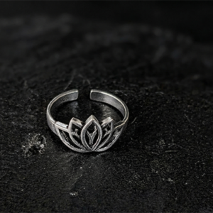 Artisan silver Spiral Ring for Women | Handcrafted Bohemian Style